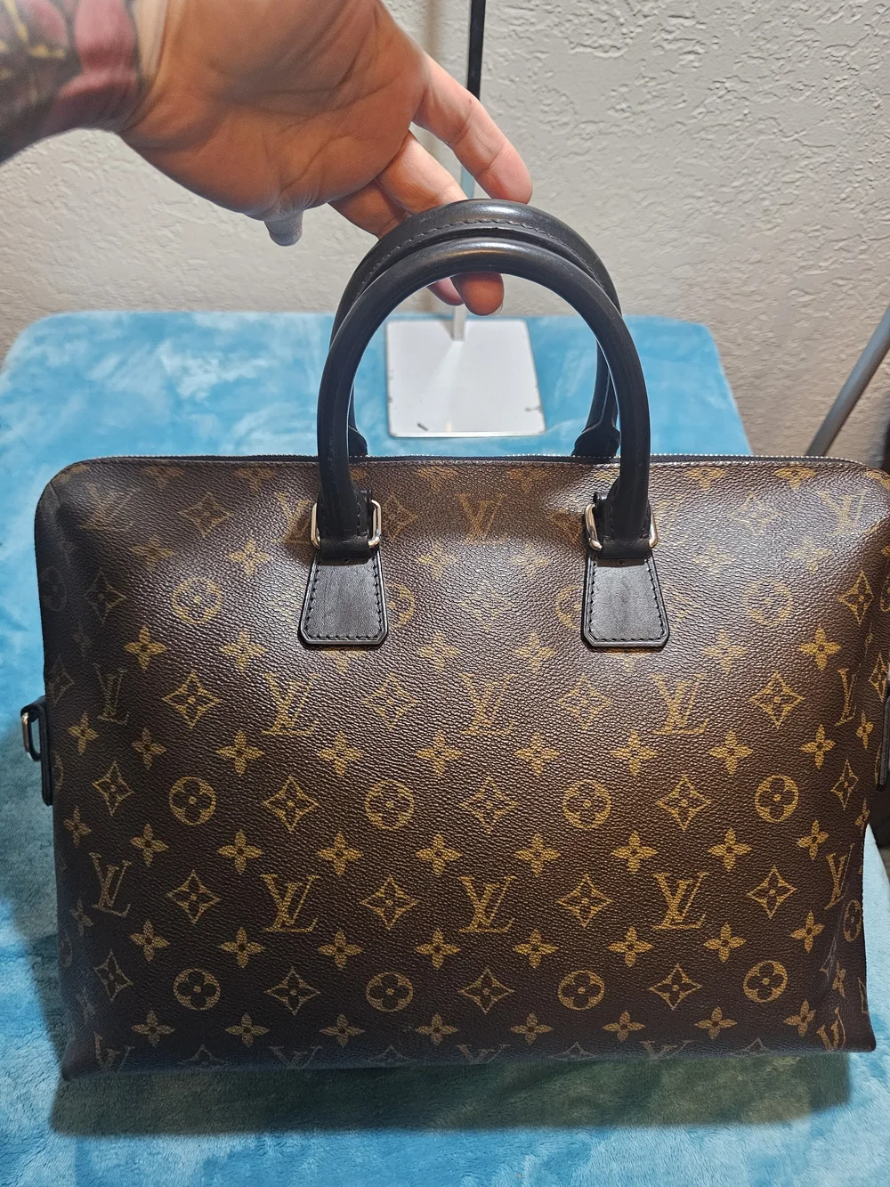#58552- LV mono laptop size 14